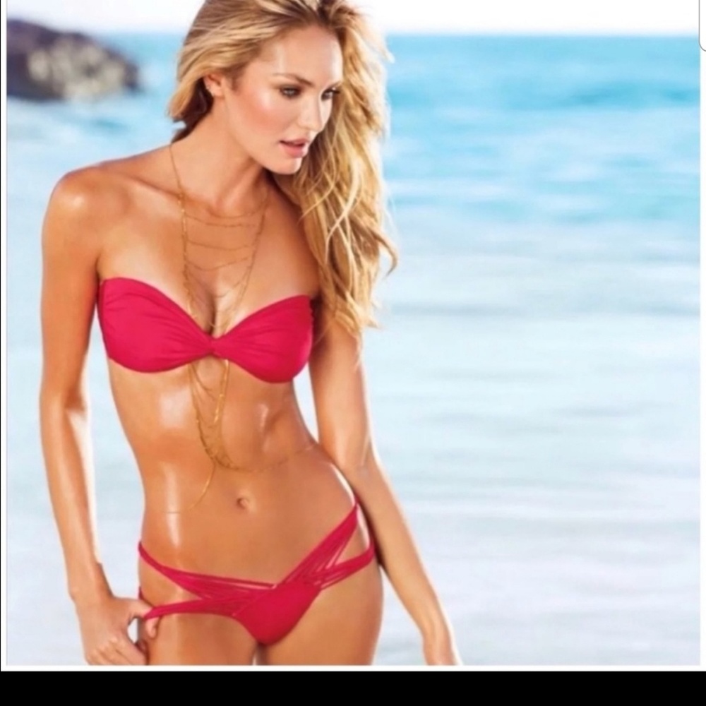 VICTORIA'S SECRET BIKINI TOP SIZE XS